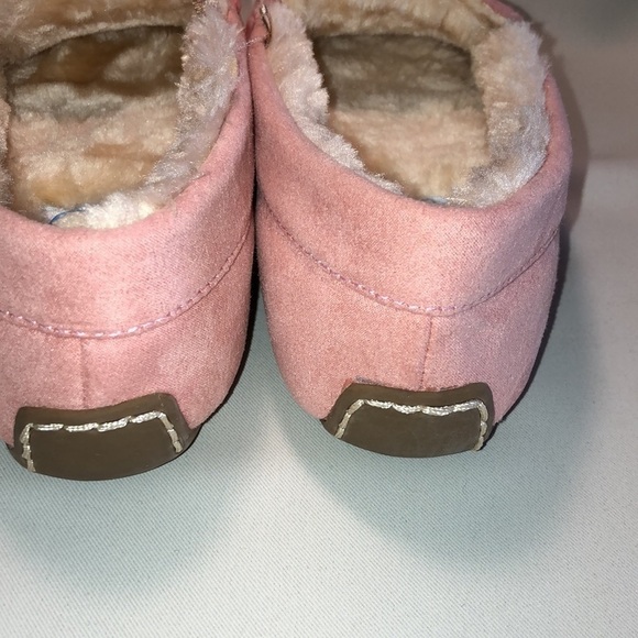 Floopi Fur-lined Moccasin Slipper - Picture 3 of 5